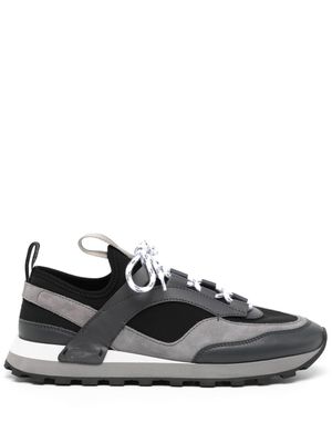 Ferragamo baskets Indy à design à empiècements - Noir