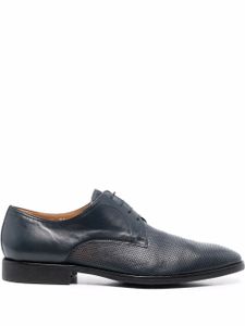 Corneliani chaussures oxford en cuir à perforations - Bleu