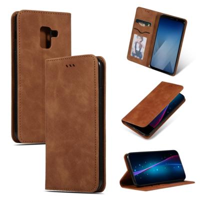 Retro huid feel Business magnetische horizontale Flip lederen case voor Samsung Galaxy A8 plus 2018 ?? (bruin)