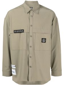 izzue chemise boutonnée à patch logo - Marron