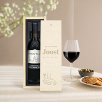 Wijn in gegraveerde kist - Ramon Bilbao Reserva