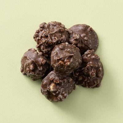 Cashew rotsjes karamel zeezout 400 gram Cashew rotsjes karamel zeezout 400 gram