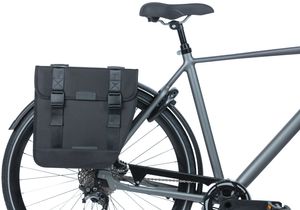 Basil tour dubbele fietstas - waterafstotend - 28l - zwart