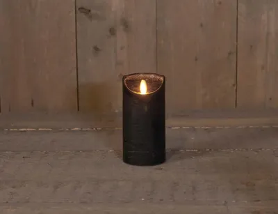 Anna&apos;s Collection LED kaars flame effect rustiek 7.5x15cm zwart 1 stuks
