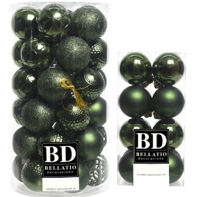 Kerstversiering kunststof kerstballen donkergroen 4-6 cm pakket van 53x stuks