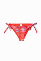 Bikinislipje met strik en mandala's - RED - M